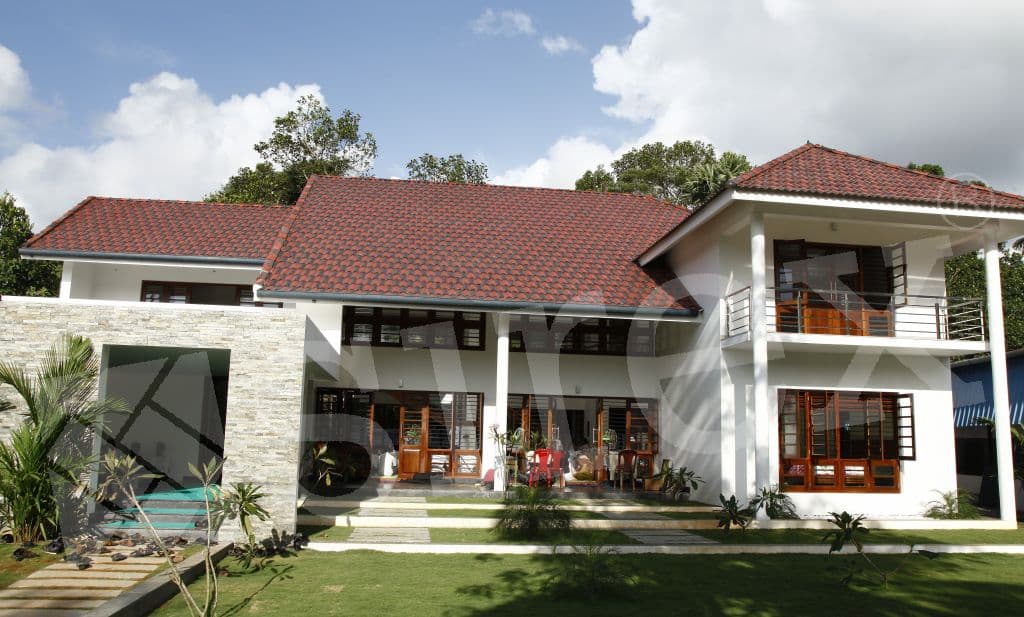 Antique Red roof tile, laid